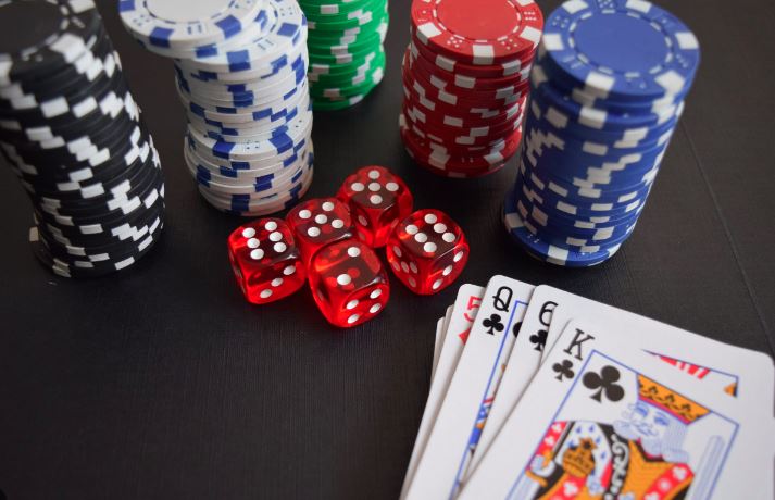 The Psychology of Feedback and Performance Metrics in Online Gambling