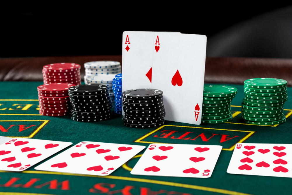Essential Gambling Tips: Play Smart and Maximize Your Wins
